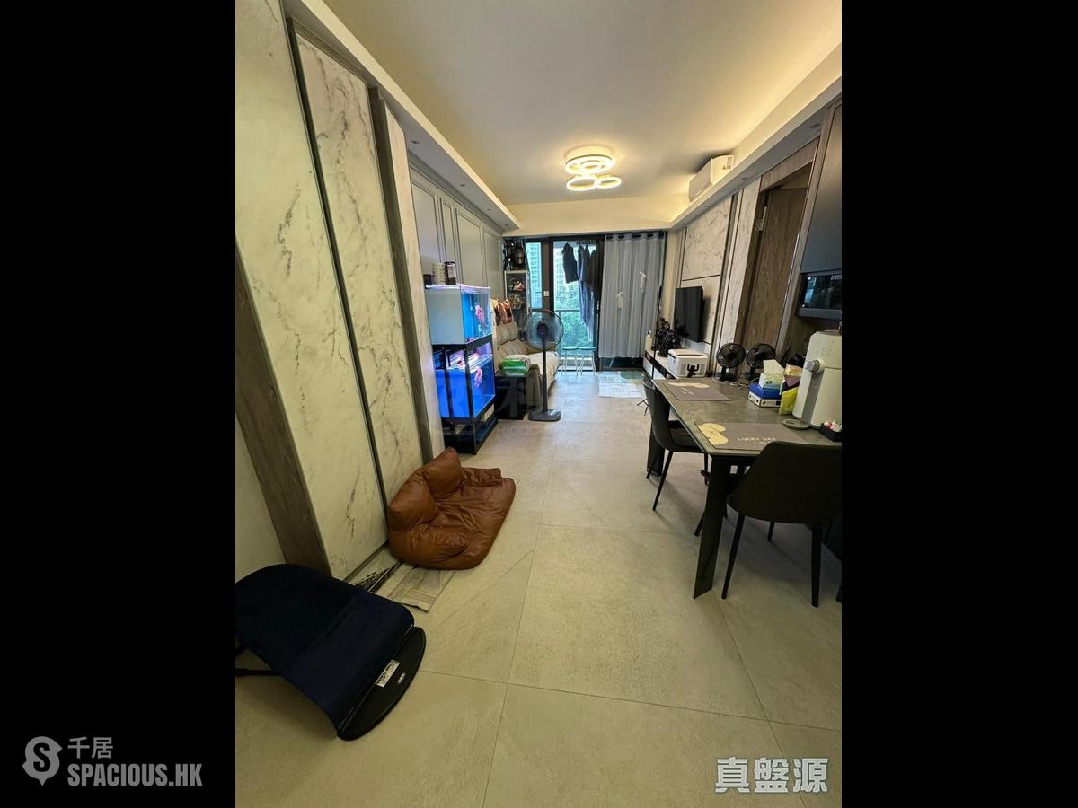 Tseung Kwan O - The Papillons Block 7 01