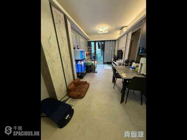 Tseung Kwan O - The Papillons Block 7 01