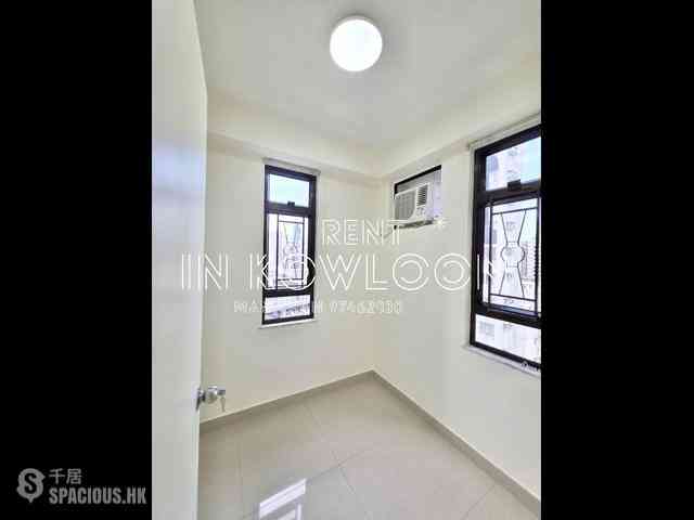 Yau Ma Tei - Sun Wah Building 03