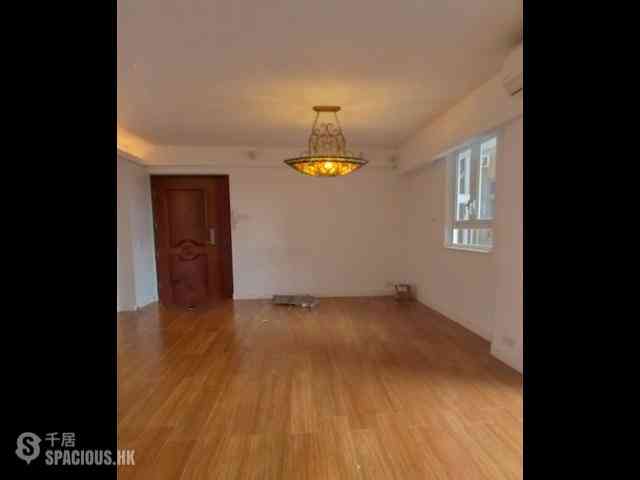Pok Fu Lam - Baguio Villa Block 38 05