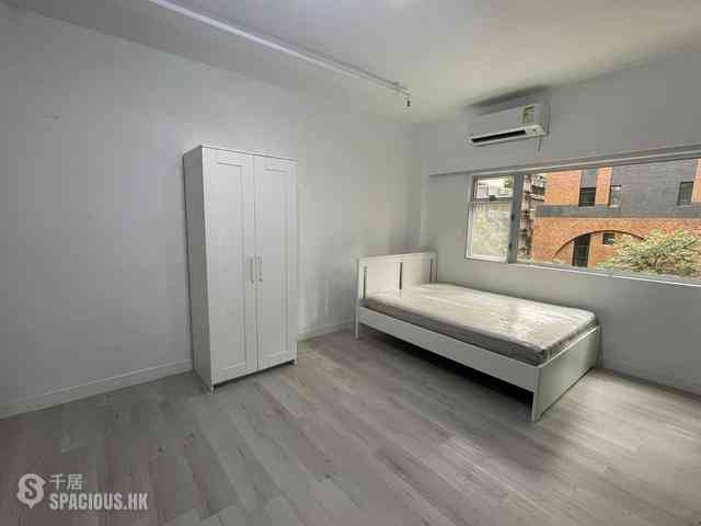 Sheung Wan - Yu Hing Mansion 01