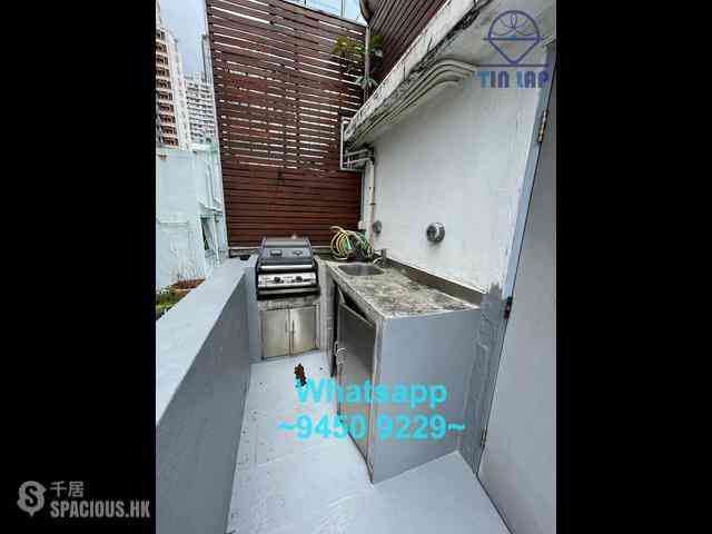 Poho - 240, Hollywood Road 05