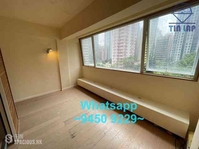 Poho - 240, Hollywood Road 07