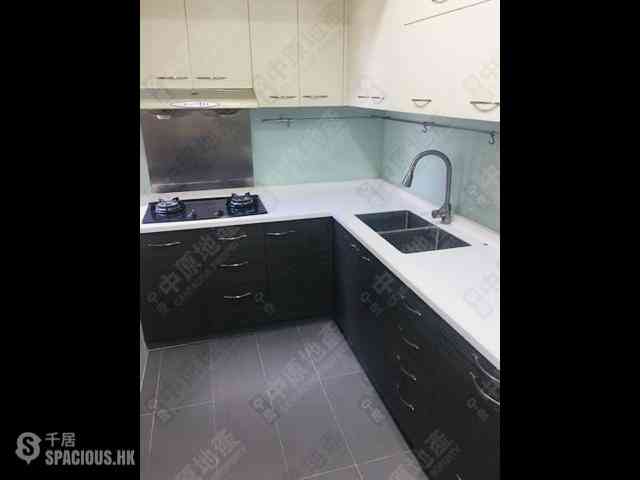 Mid Levels Central - Robinson Heights 06