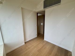 Mid Levels Central - Gramercy 22