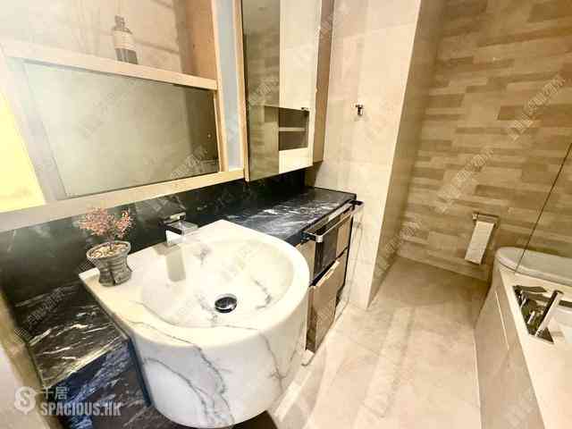 Mid Levels Central - Gramercy 26