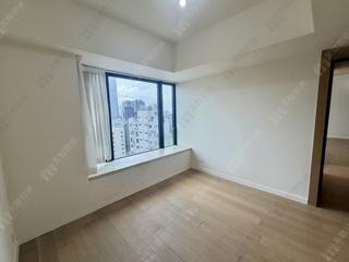 Mid Levels Central - Gramercy 17
