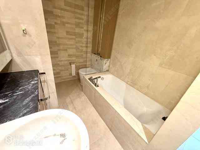Mid Levels Central - Gramercy 27