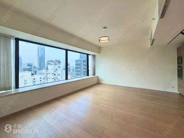 Mid Levels Central - Gramercy 03