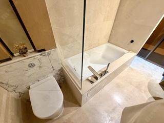 Mid Levels Central - Gramercy 28