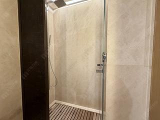 Mid Levels Central - Gramercy 35