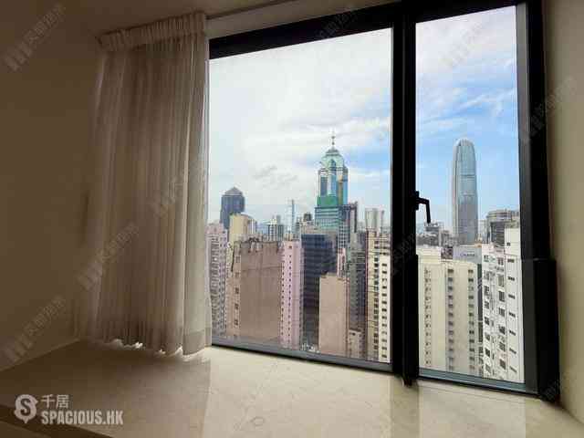 Mid Levels Central - Gramercy 31