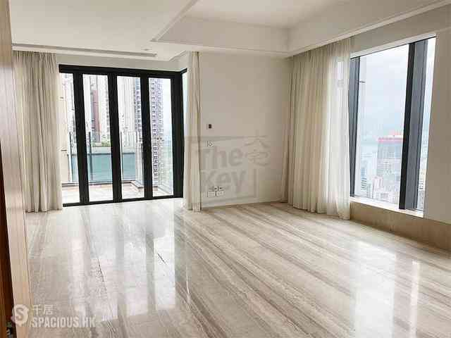 Mid Levels Central - Gramercy 01