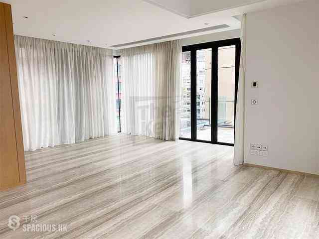Mid Levels Central - Gramercy 03