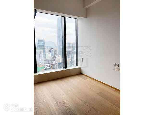 Mid Levels Central - Gramercy 05