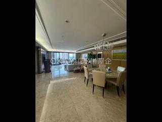 Mid Levels Central - Clovelly Court 03