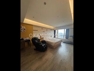 Mid Levels Central - Clovelly Court 06