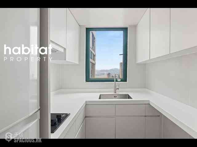 Kennedy Town - University Heights 06