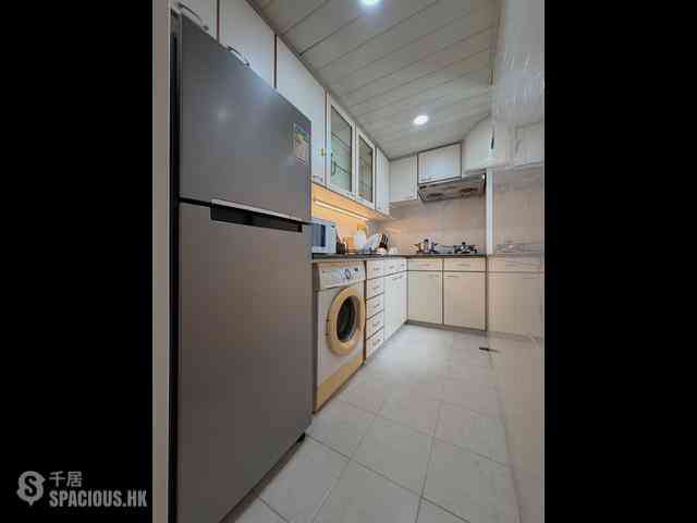 Causeway Bay - Pearl City Mansion Block C 11