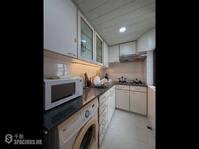 Causeway Bay - Pearl City Mansion Block C 12