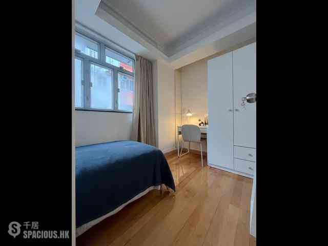 Wan Chai - Man Hee Mansion 14