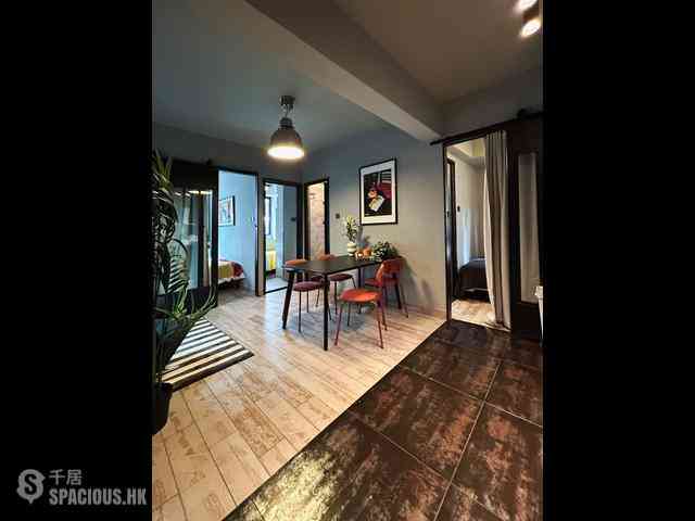 Wan Chai - Bowrington Building 11