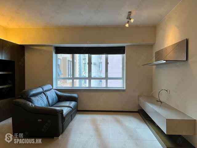 Mid Levels Central - Robinson Heights Block 1 06