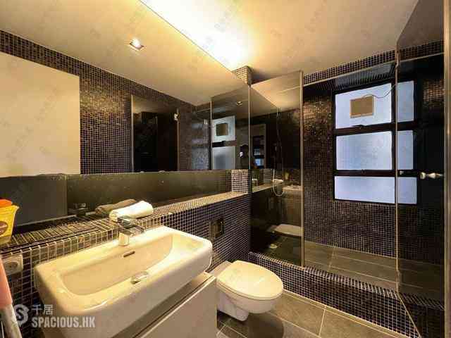 Mid Levels Central - Robinson Heights Block 1 08