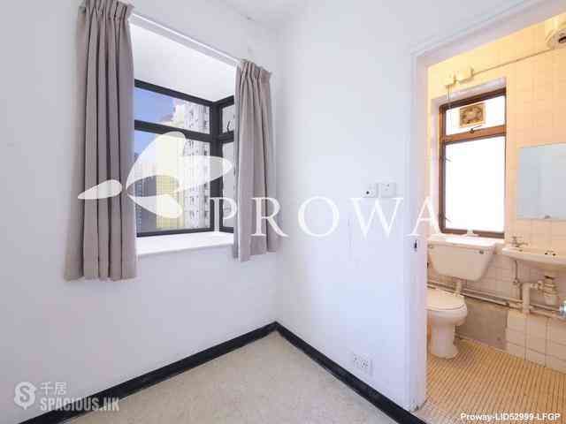Mid Levels East - Bamboo Grove 11