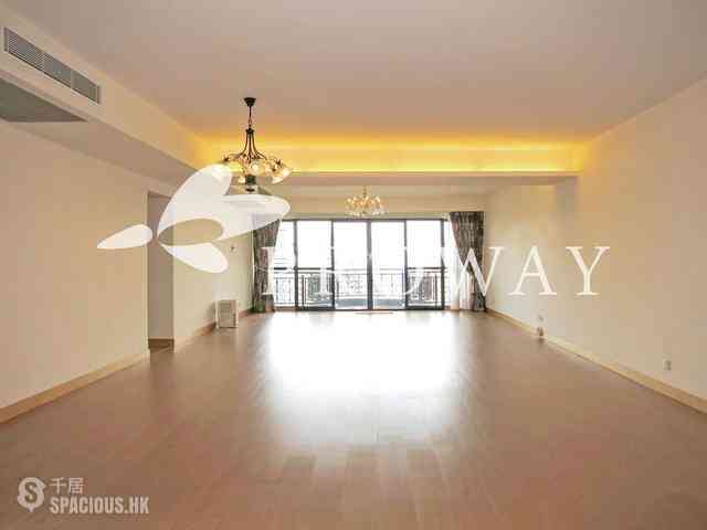 Mid Levels Central - Clovelly Court 01