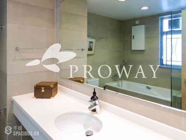 Mid Levels Central - Clovelly Court 05