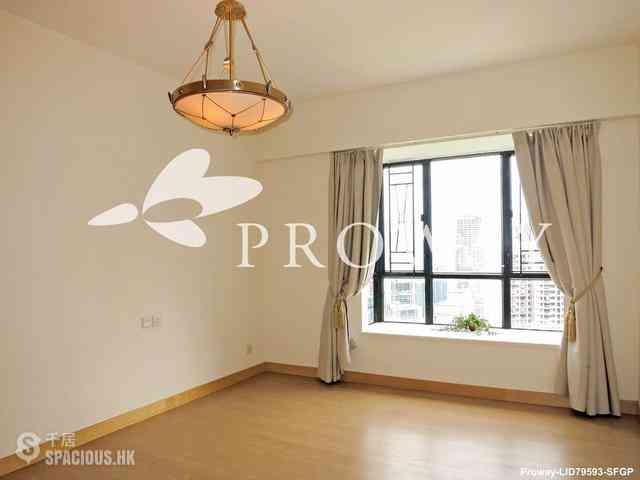 Mid Levels Central - Clovelly Court 06