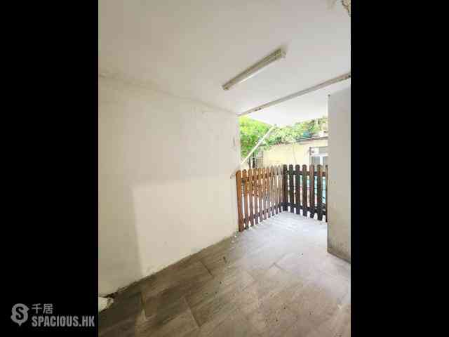 Kennedy Town - Tai Tak Mansion 08