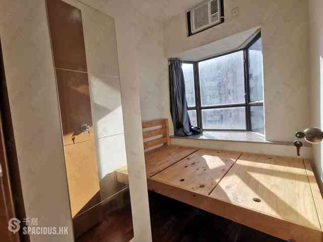 Sai Ying Pun - Connaught Garden 02