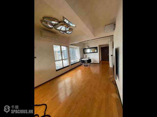 Mid Levels Central - Vantage Park 02