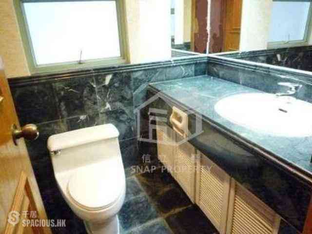 Mid Levels Central - Goldwin Heights 08