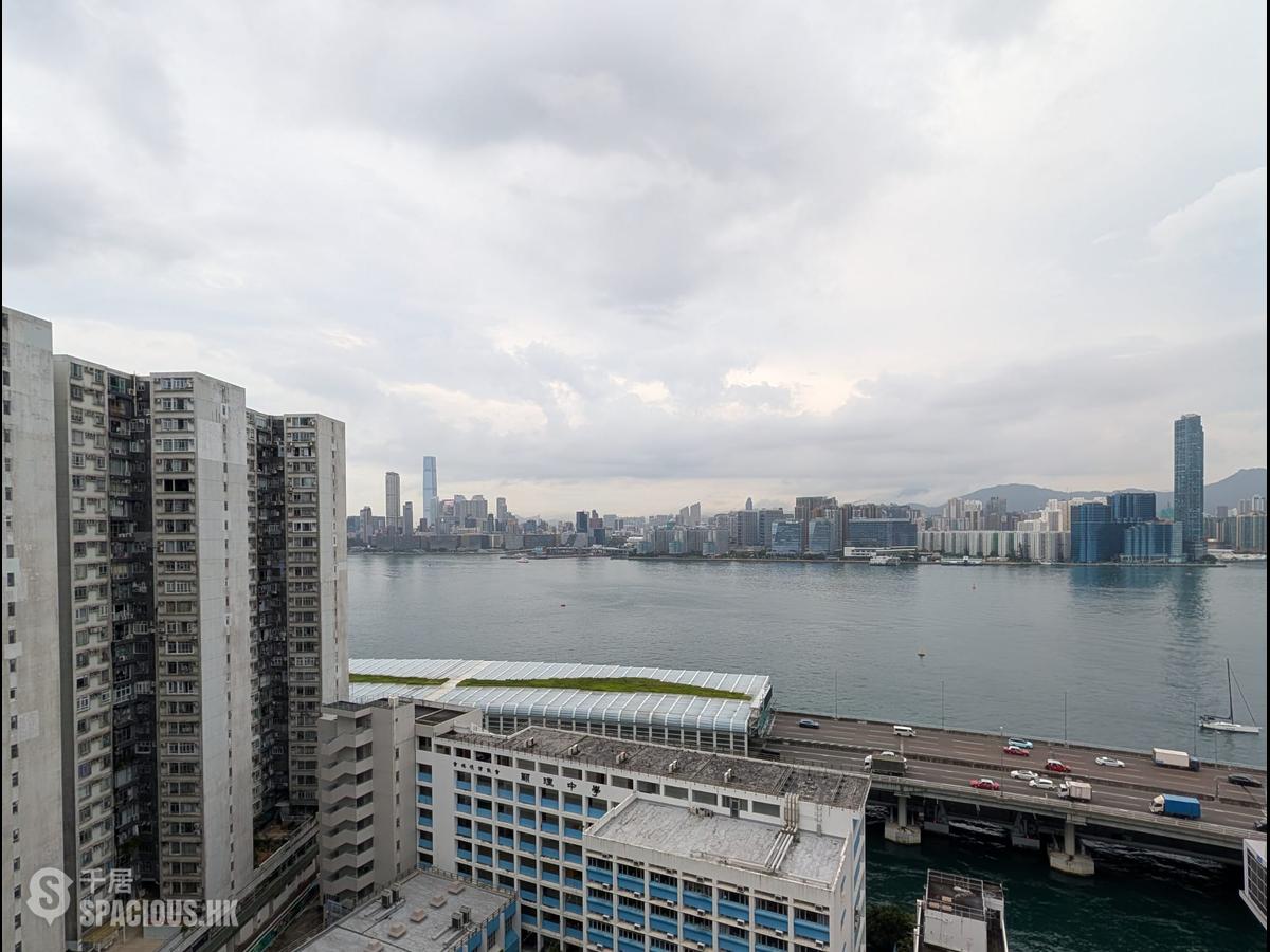 North Point - Seaview Building 01