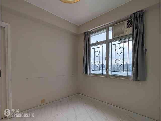 North Point - Seaview Building 06