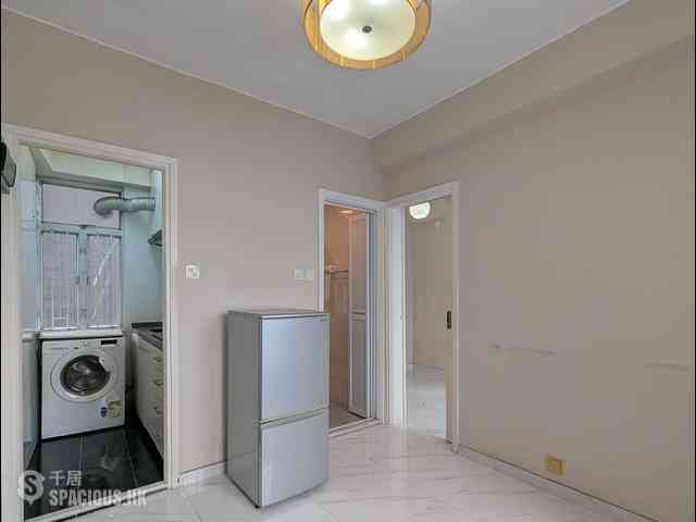North Point - Seaview Building 07