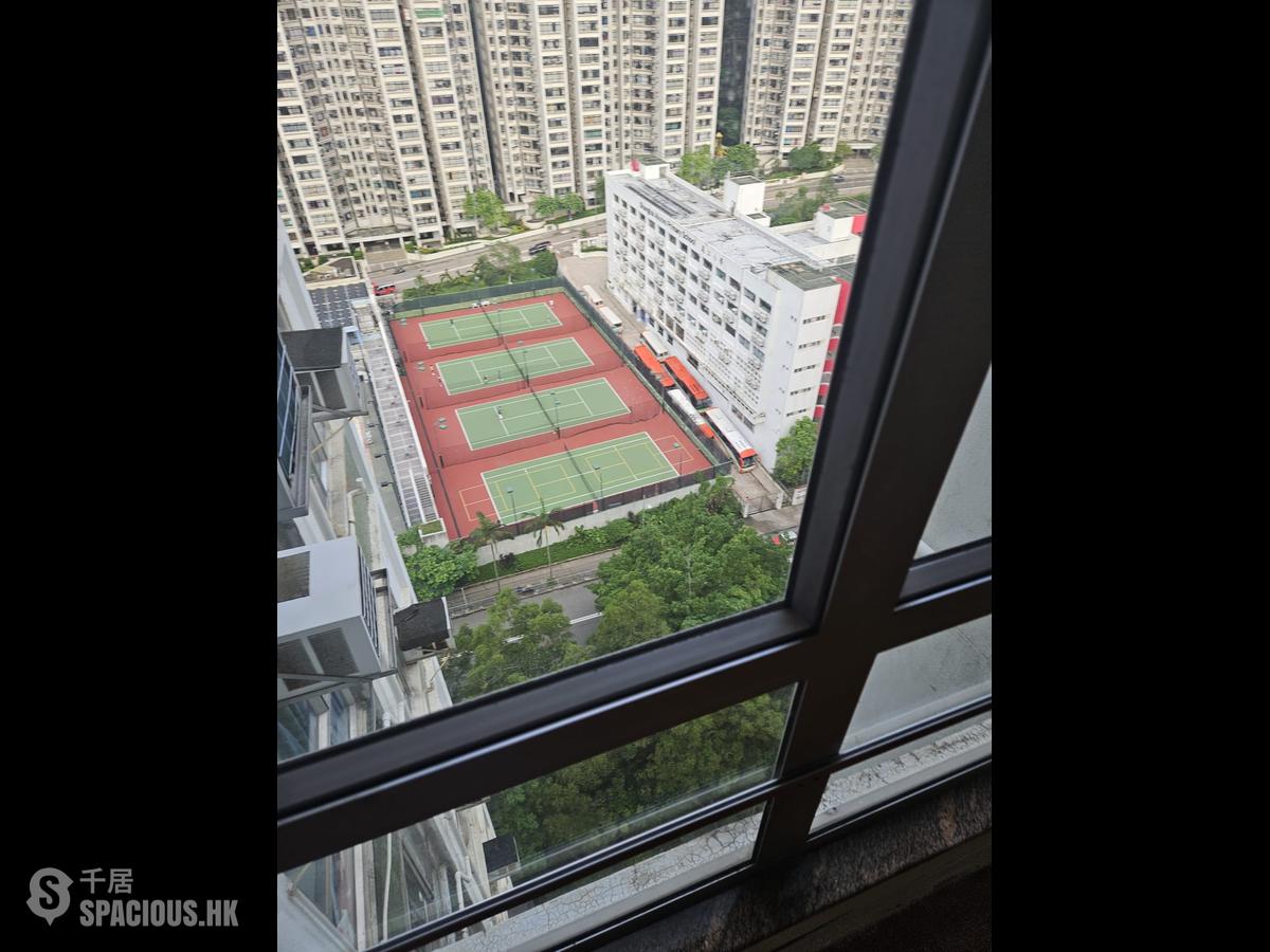 Quarry Bay - Nan Fung Sun Chuen Block 10 01
