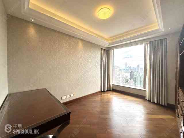 Tai Hang - The Signature 12