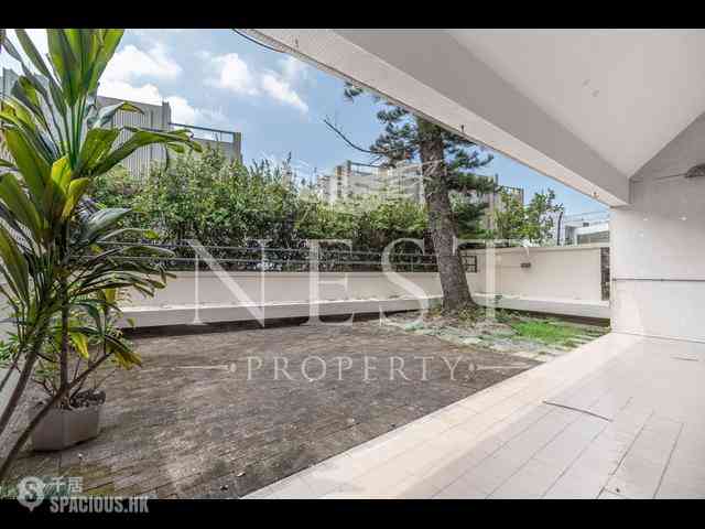 Pok Fu Lam - Bisney Villas 01