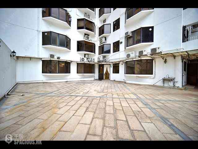 Repulse Bay - South Bay Towers 04