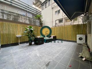 Sai Ying Pun - Wah Lee Building 09