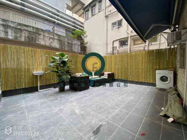 Sai Ying Pun - Wah Lee Building 09