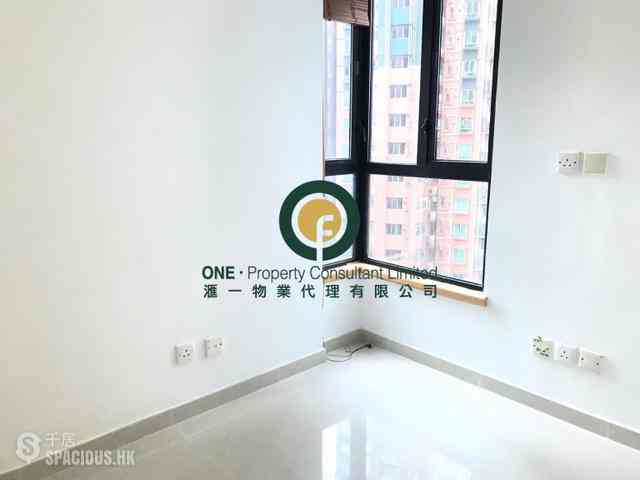 Mid Levels West - Wilton Place 05