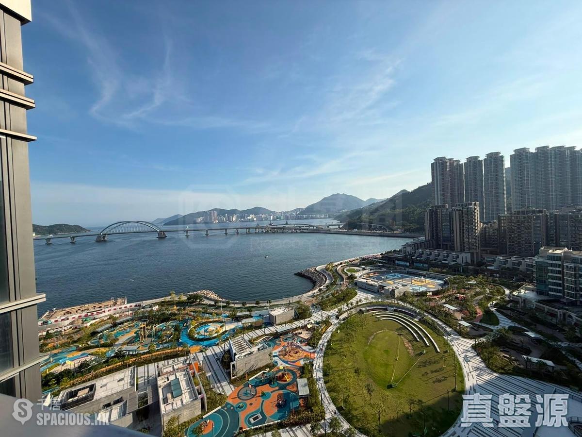 Tseung Kwan O - The Wings Ocean Wings 01
