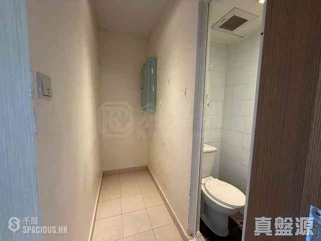 Tseung Kwan O - The Wings Ocean Wings 05