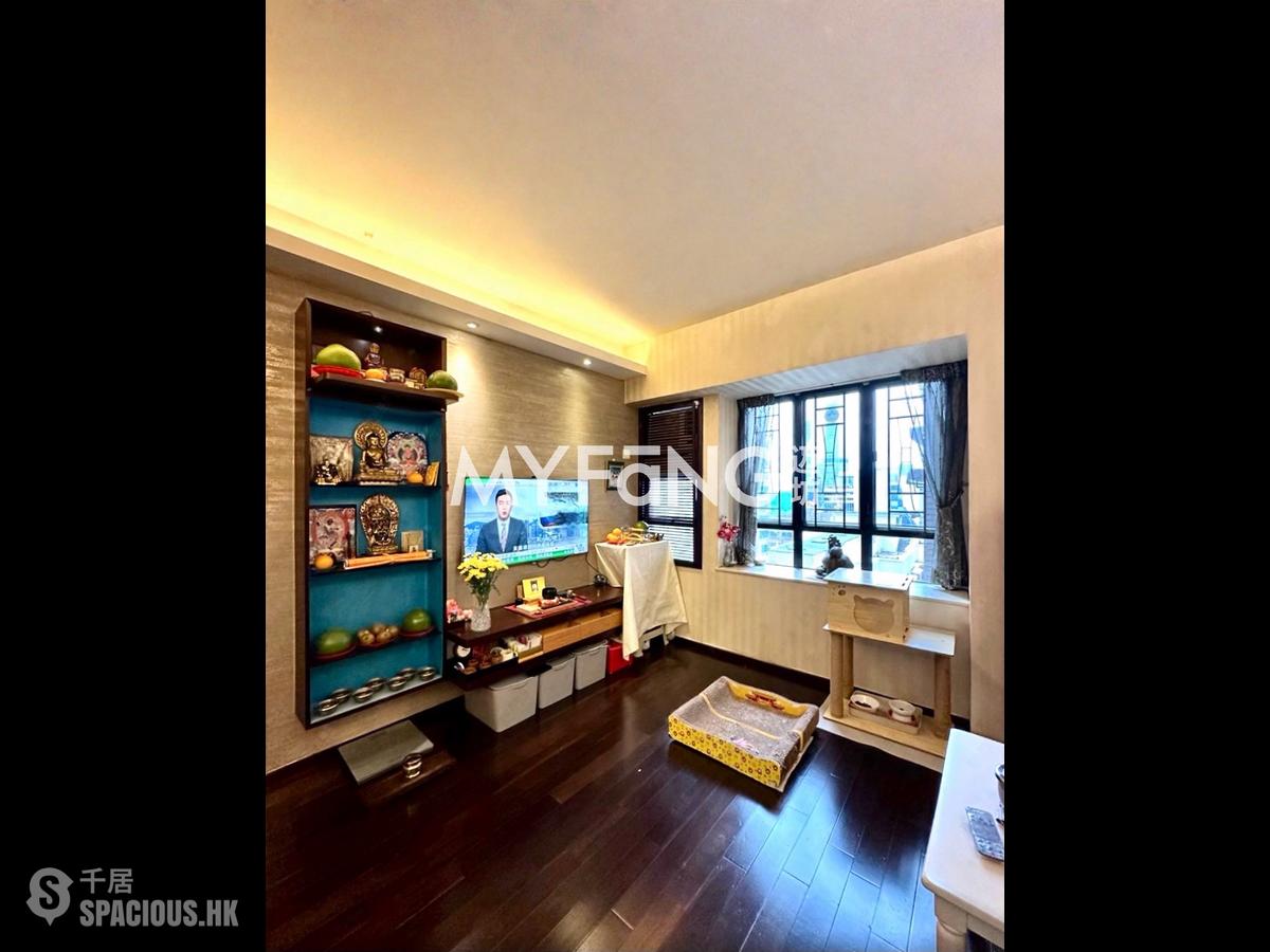 Mid Levels Central - Robinson Heights 01