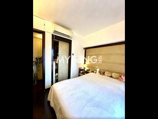 Mid Levels Central - Robinson Heights 06